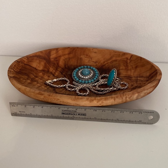 Vintage Olive Wood Dish Jewelry Tray - Picture 3 of 5